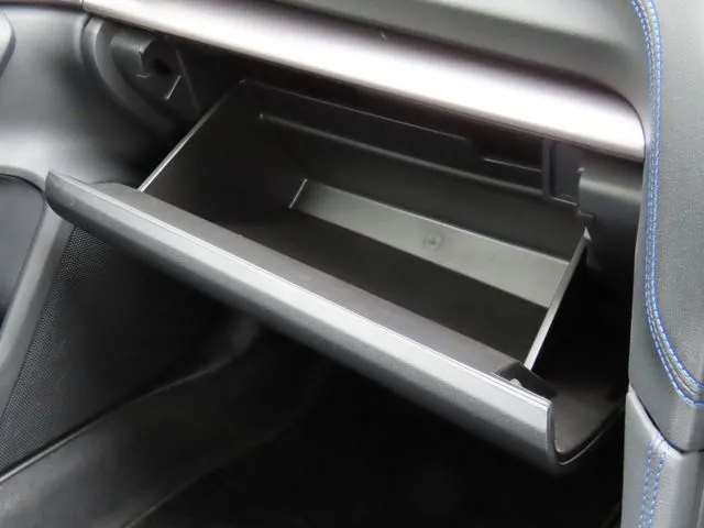 スバル　ＳＵＢＡＲＵ　ＸＶ　ハイブリッド