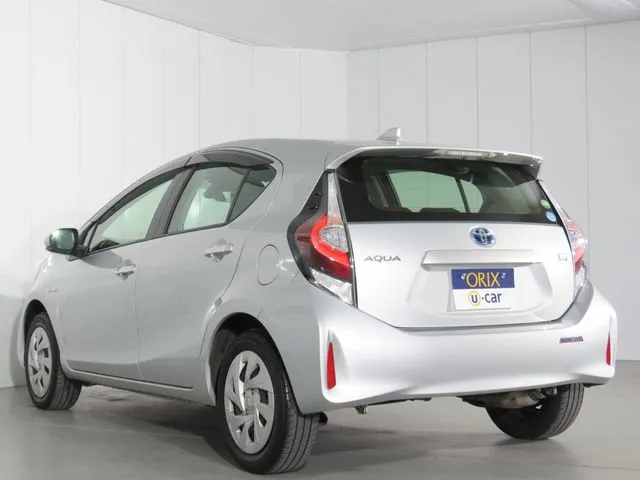 トヨタ アクア