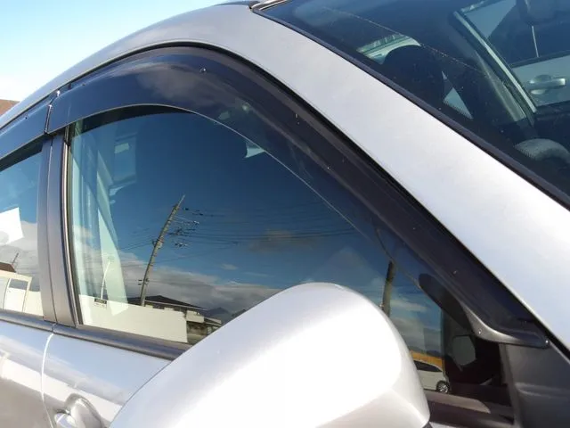 トヨタ　カローラフィールダー　ハイブリッド