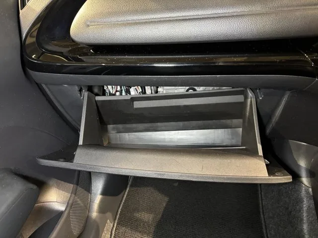 アクア（トヨタ）の車両写真