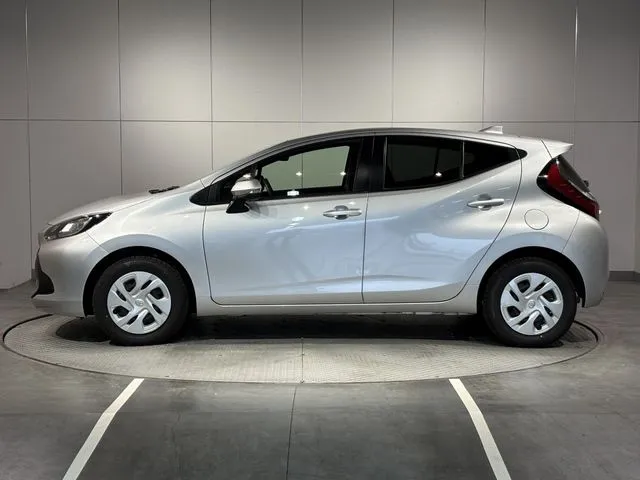 トヨタ　アクア