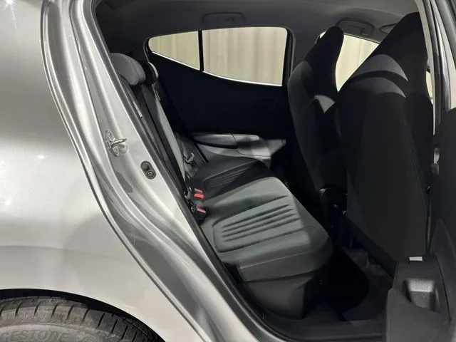 トヨタ　アクア