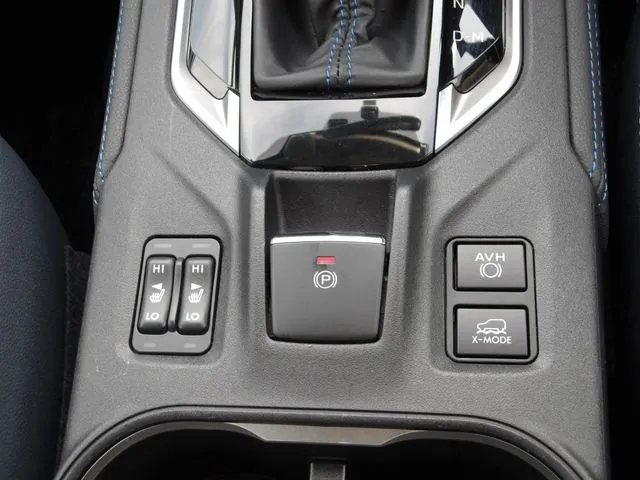 スバル　ＳＵＢＡＲＵ　ＸＶ　ハイブリッド