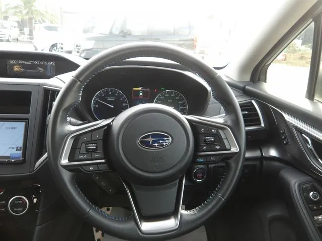 スバル　ＳＵＢＡＲＵ　ＸＶ　ハイブリッド