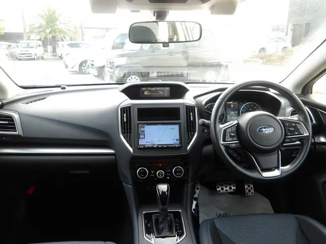 スバル　ＳＵＢＡＲＵ　ＸＶ　ハイブリッド