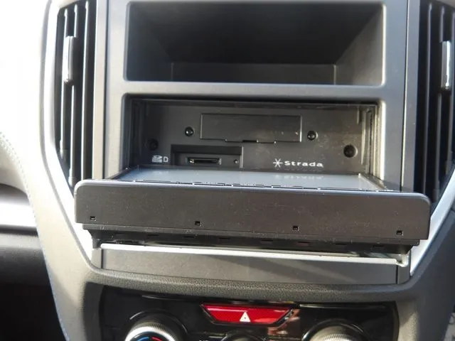 スバル　ＳＵＢＡＲＵ　ＸＶ　ハイブリッド