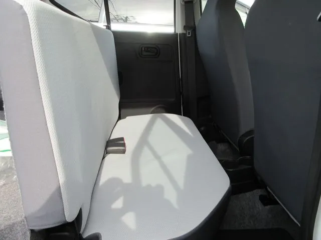 スズキ アルトバン 4WD