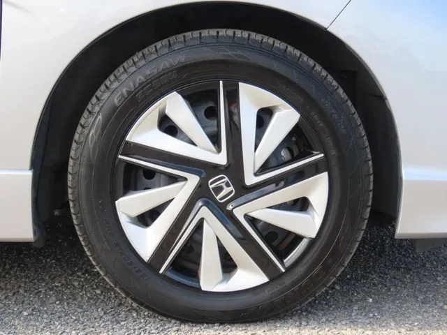 ホンダ　シャトル　ハイブリッド