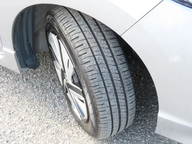 ホンダ　シャトル　ハイブリッド