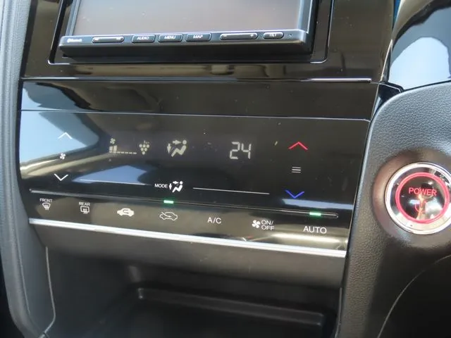 ホンダ　シャトル　ハイブリッド