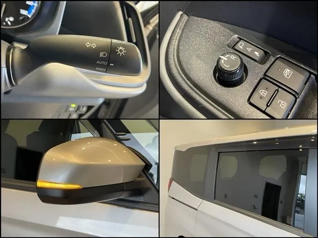 トヨタ　ノア　ハイブリッド