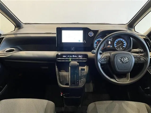 トヨタ　ノア　ハイブリッド