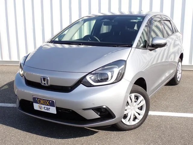 ホンダ フィット　ｅ：ＨＥＶ　４ＷＤ