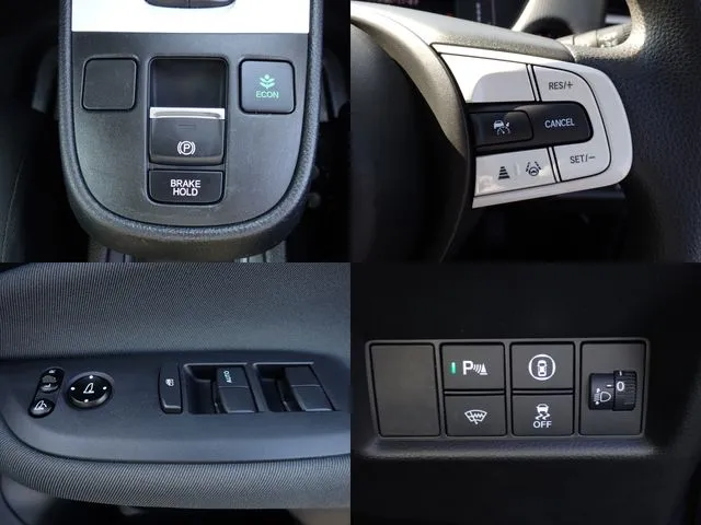 ホンダ　フィット　ｅ：ＨＥＶ　４ＷＤ