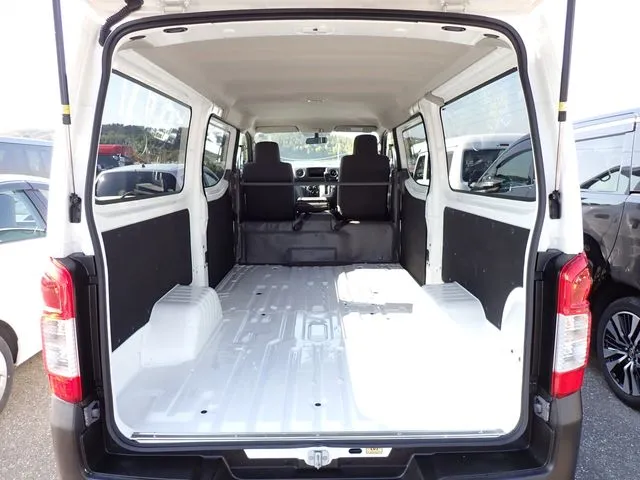 ニッサン NV350キャラバン 1.25t