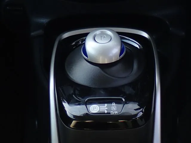 ニッサン　ノート