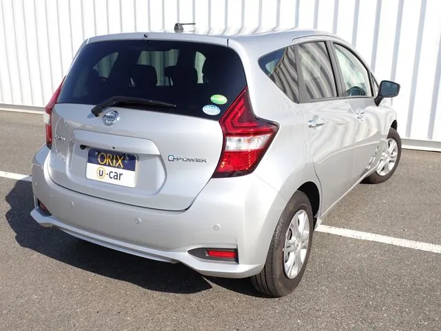 ニッサン　ノート