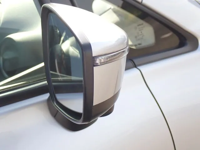 ニッサン　ノート