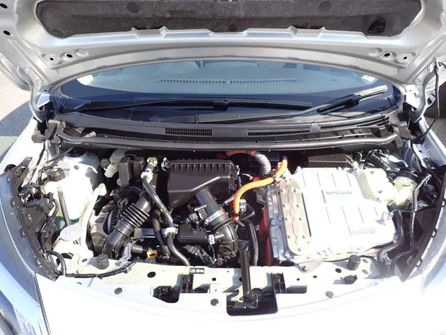 ニッサン　ノート