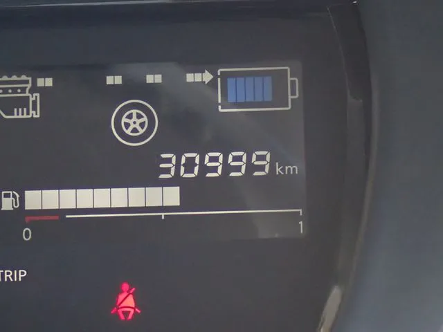 ニッサン　ノート