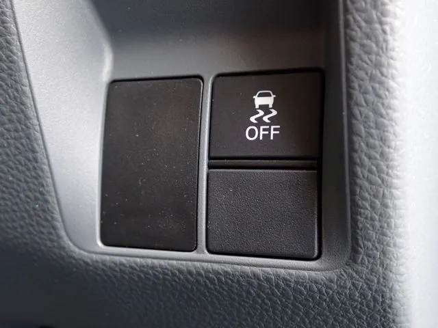 Ｎ－ＶＡＮ　４ＷＤ（ホンダ）の車両写真