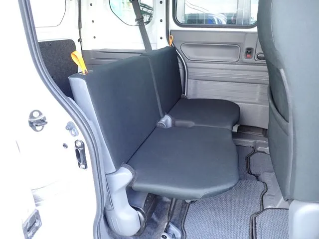 Ｎ－ＶＡＮ　４ＷＤ（ホンダ）の車両写真