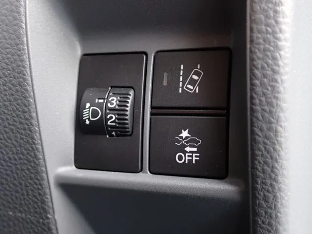 Ｎ－ＶＡＮ　４ＷＤ（ホンダ）の車両写真