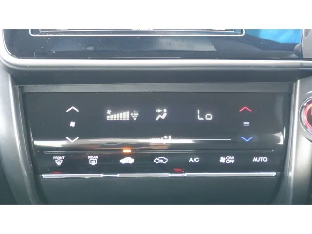 ホンダ　グレイス　ハイブリッド