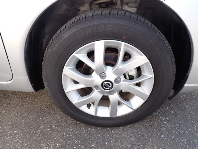 ニッサン　ノート