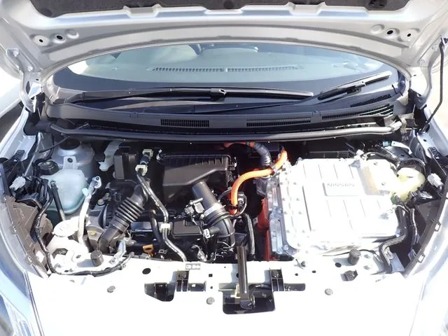 ニッサン　ノート