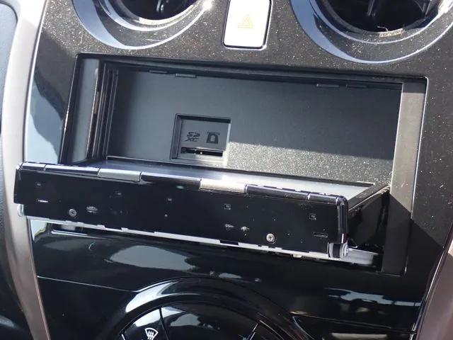 ニッサン　ノート