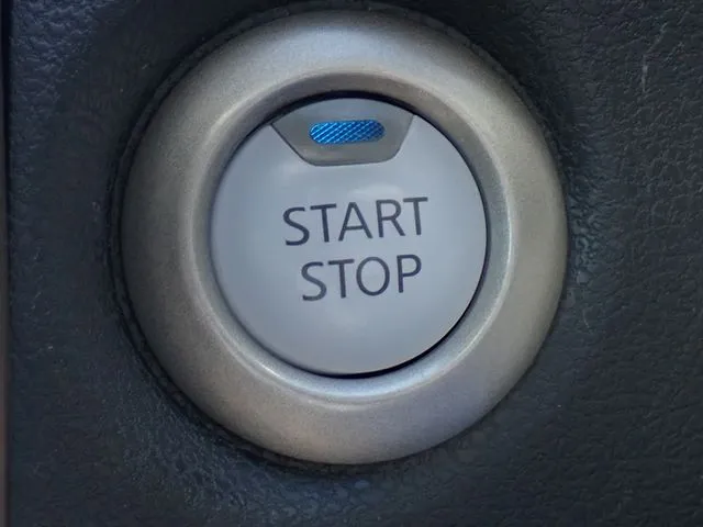 ニッサン　ノート