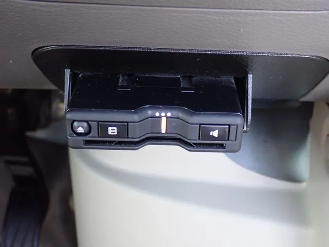 スズキ　エブリイバン