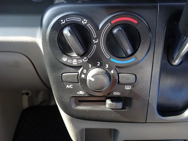 スズキ　エブリイバン