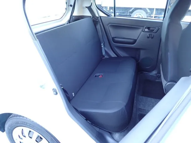 ミラ　イース（ダイハツ）の車両写真