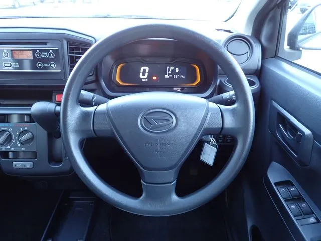 ミラ　イース（ダイハツ）の車両写真