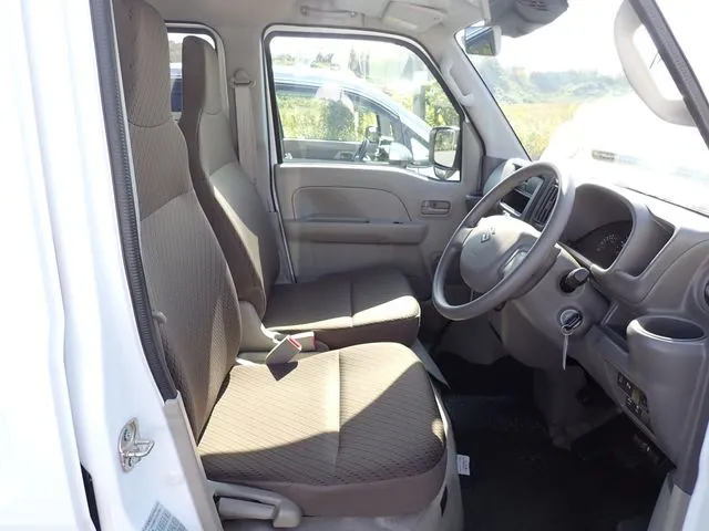 スズキ　エブリイバン