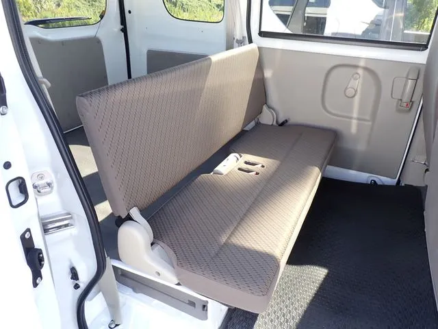 スズキ　エブリイバン