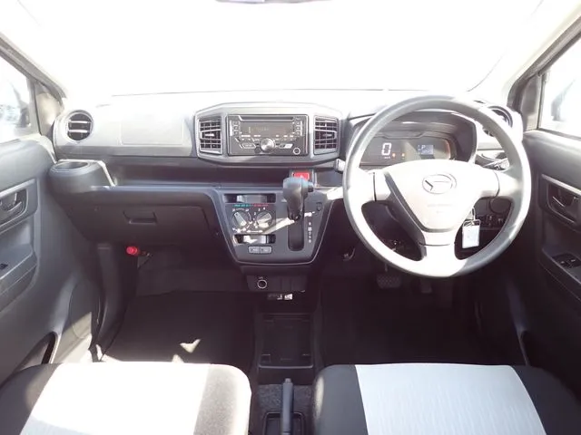 ダイハツ　ミラ　イース