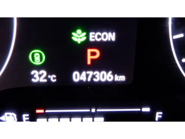 ホンダ　ヴェゼル　ｅ：ＨＥＶ