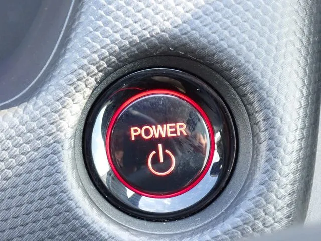 フィット　ｅ：ＨＥＶ（ホンダ）の車両写真