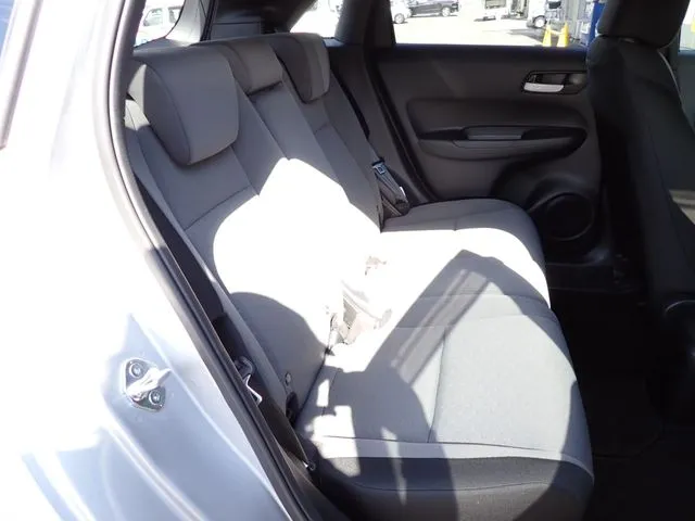 フィット　ｅ：ＨＥＶ（ホンダ）の車両写真