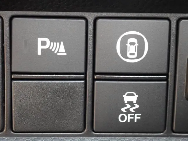 フィット　ｅ：ＨＥＶ（ホンダ）の車両写真