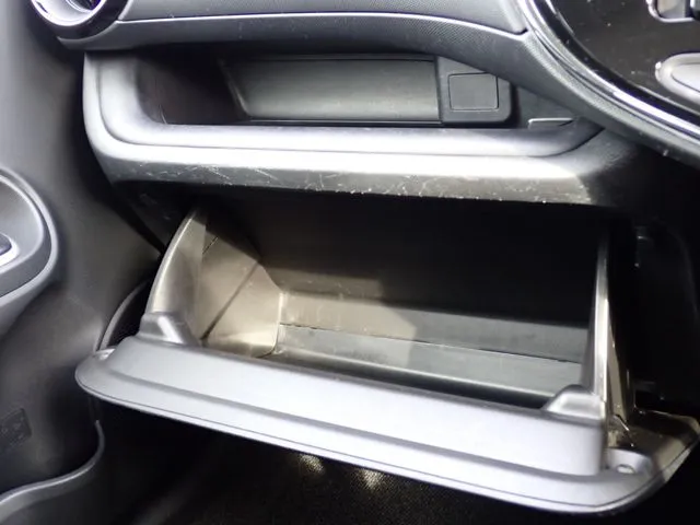 アクア（トヨタ）の車両写真