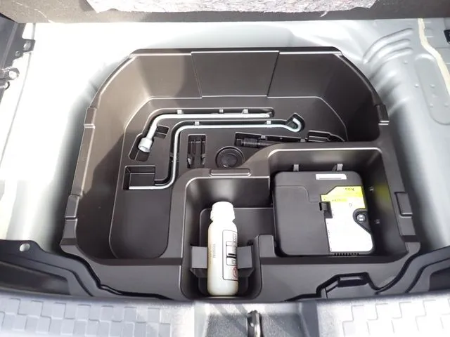 アクア（トヨタ）の車両写真