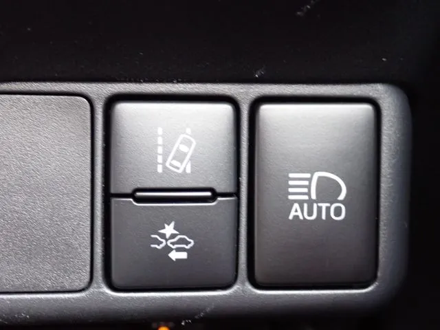 アクア（トヨタ）の車両写真