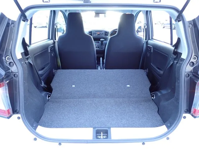 ミラ　イース（ダイハツ）の車両写真