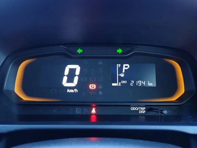 ミラ　イース（ダイハツ）の車両写真