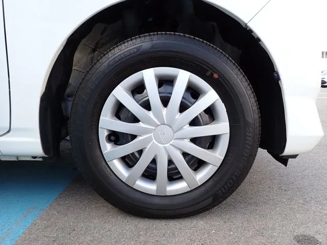 ミラ　イース（ダイハツ）の車両写真