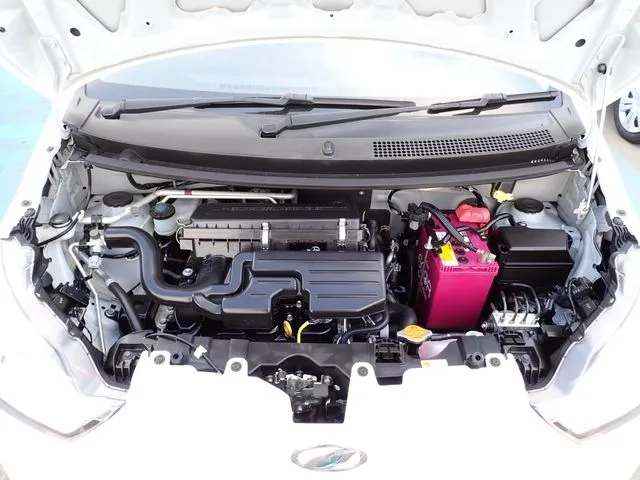 ミラ　イース（ダイハツ）の車両写真